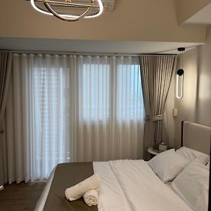 Superior One-Bedroom Apartment Balcony